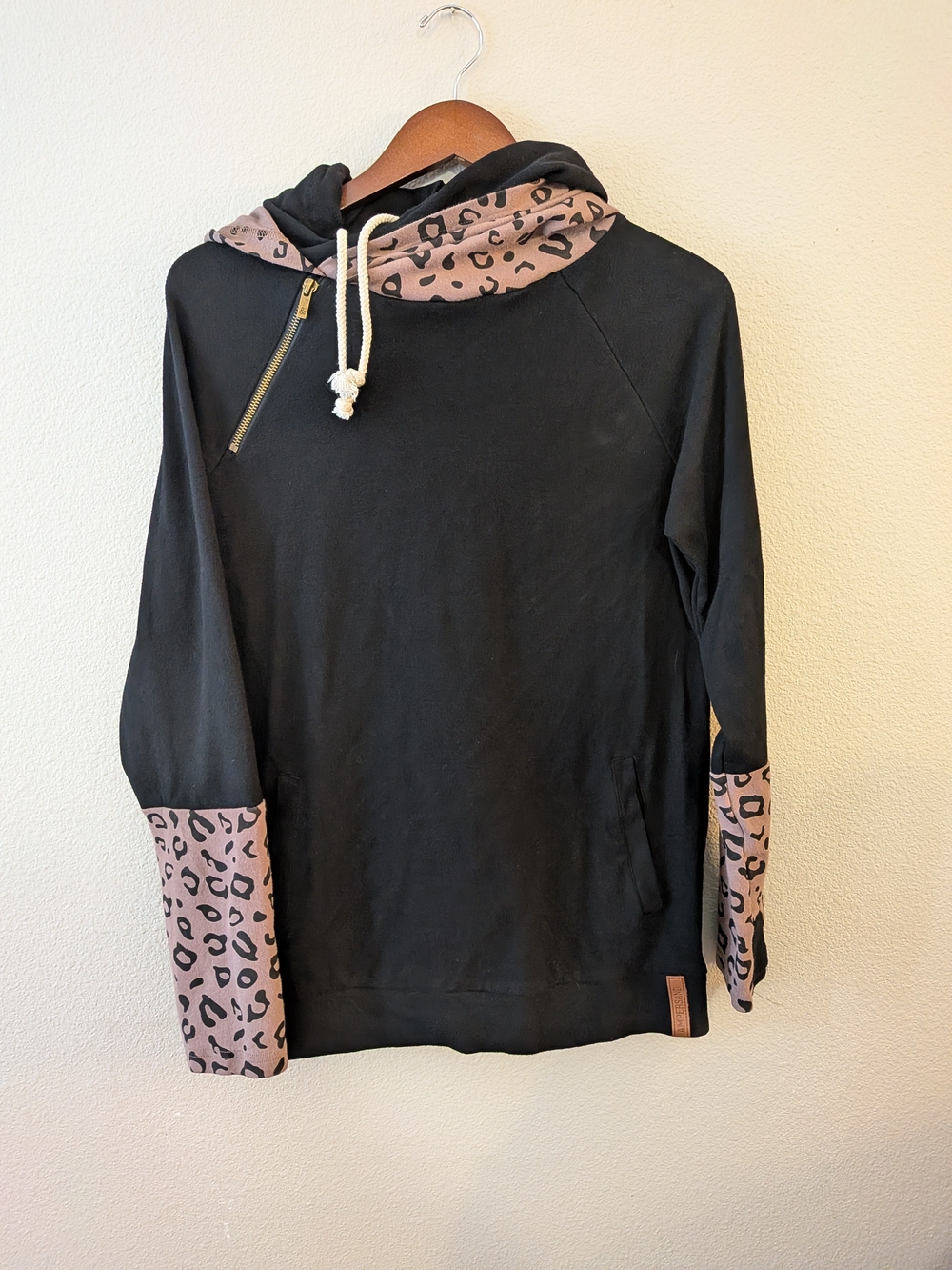 Ampersand Avenue Black Leapord Hoodie Sweater